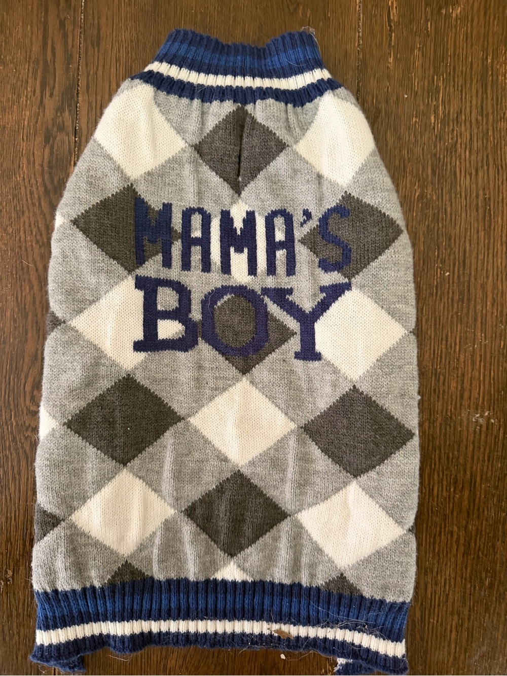 Source Unknown Gray and Blue Argyle 'MAMA'S BOY' Pet Sweater